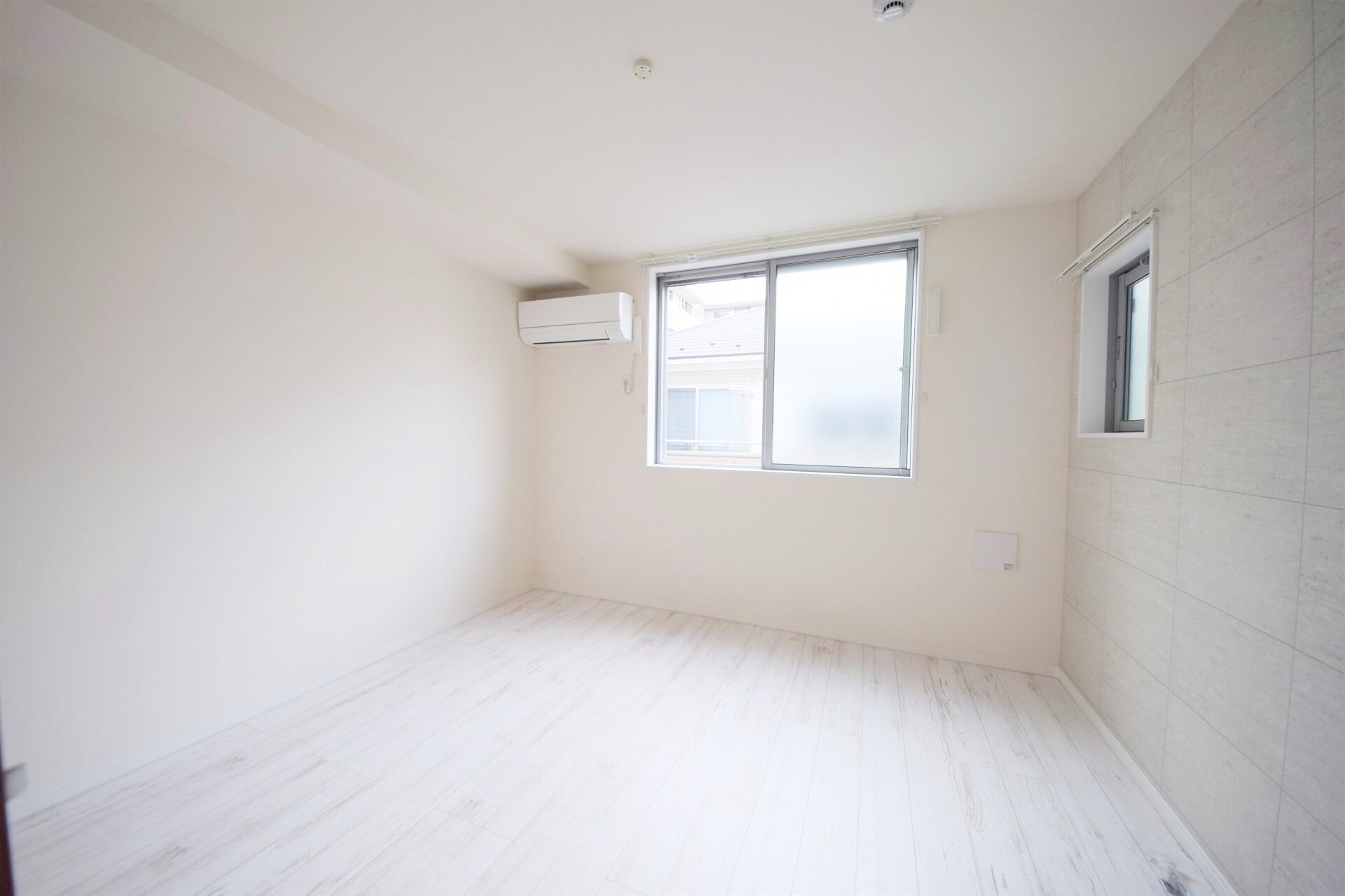 西新井フラッツの物件内観写真