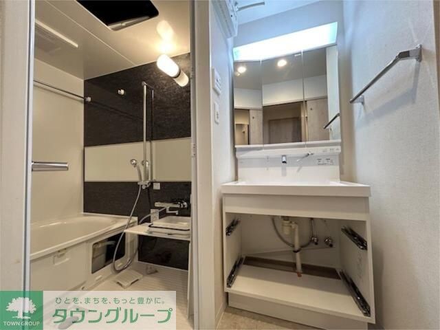 ＲＯＯＴｓ　Ｏｔｓｕｋａの物件内観写真