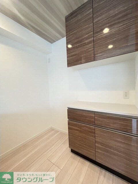 コンフォリア・リヴ文京護国寺の物件内観写真