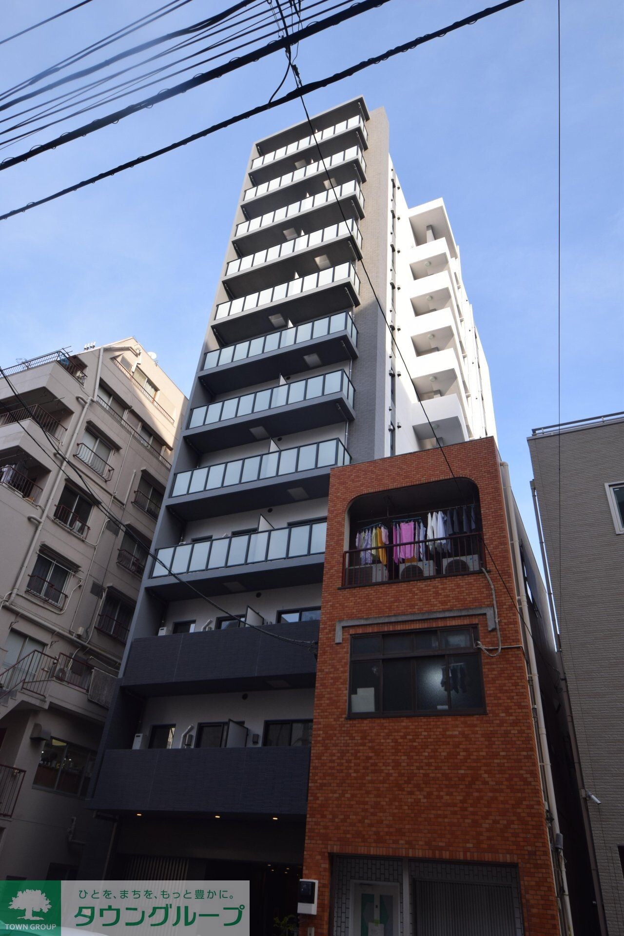 ドゥーエ入谷Iの物件外観写真