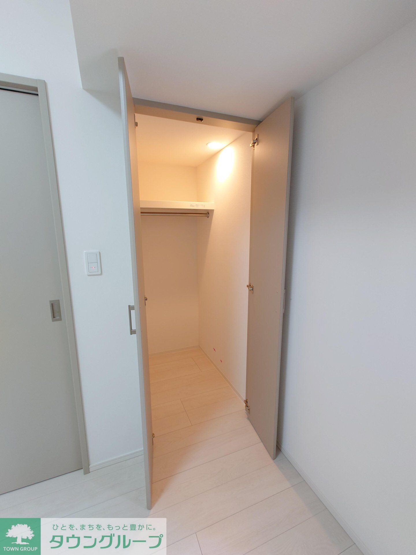 ワンルーフレジデンス台東根岸の物件内観写真