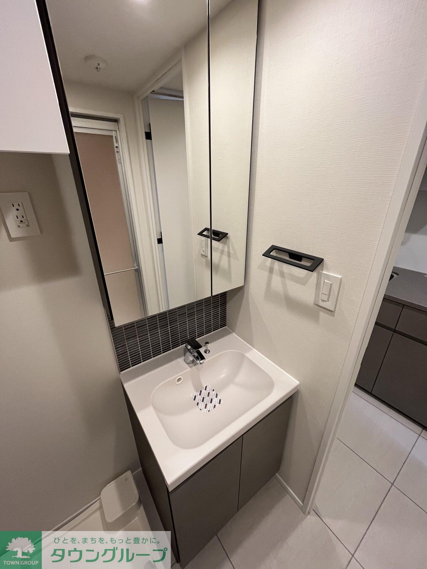 シーズンフラッツ新大塚の物件内観写真