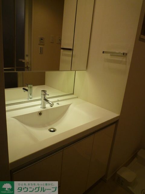 メゾンカルム本郷の物件内観写真