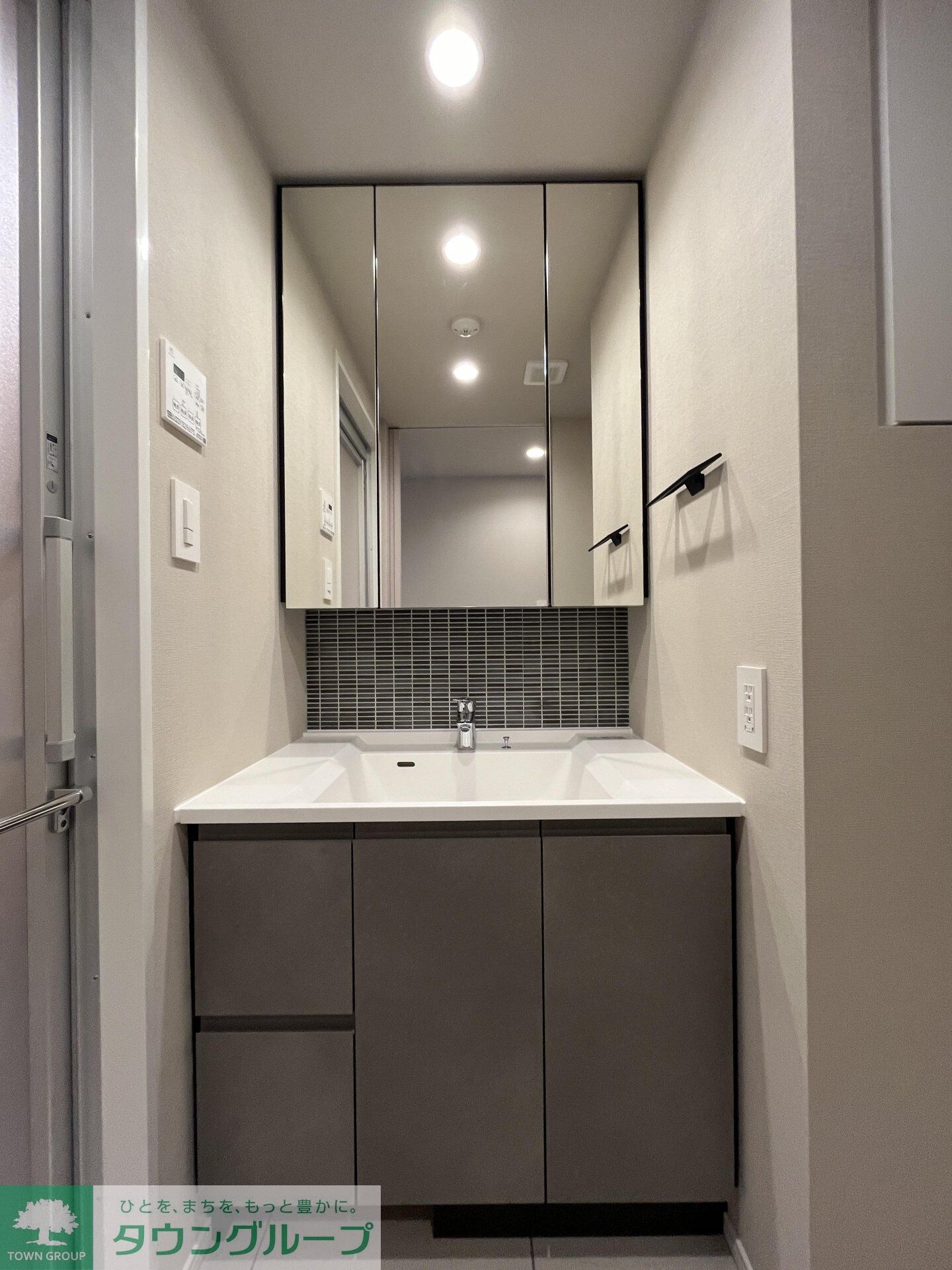 シーズンフラッツ新大塚の物件内観写真