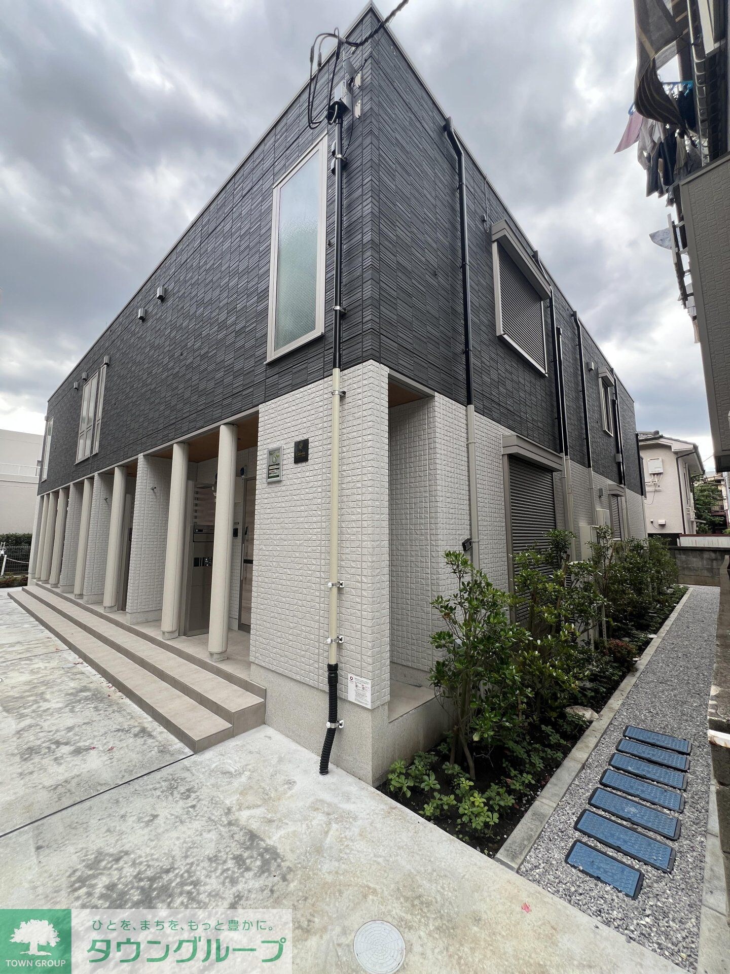 セレスティア松が丘の物件外観写真