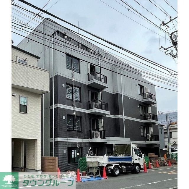 ウェルスクエア西新宿五丁目の物件外観写真