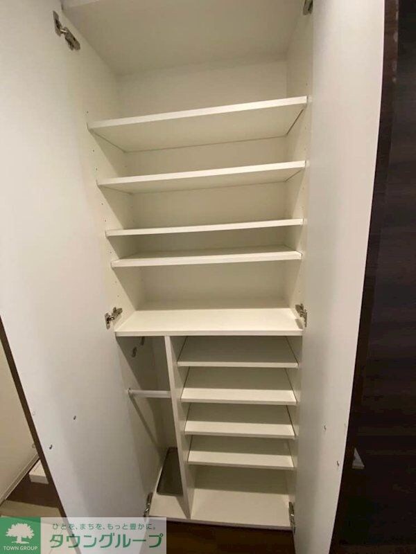 ジェノヴィア新宿中落合スカイガーデンの物件内観写真