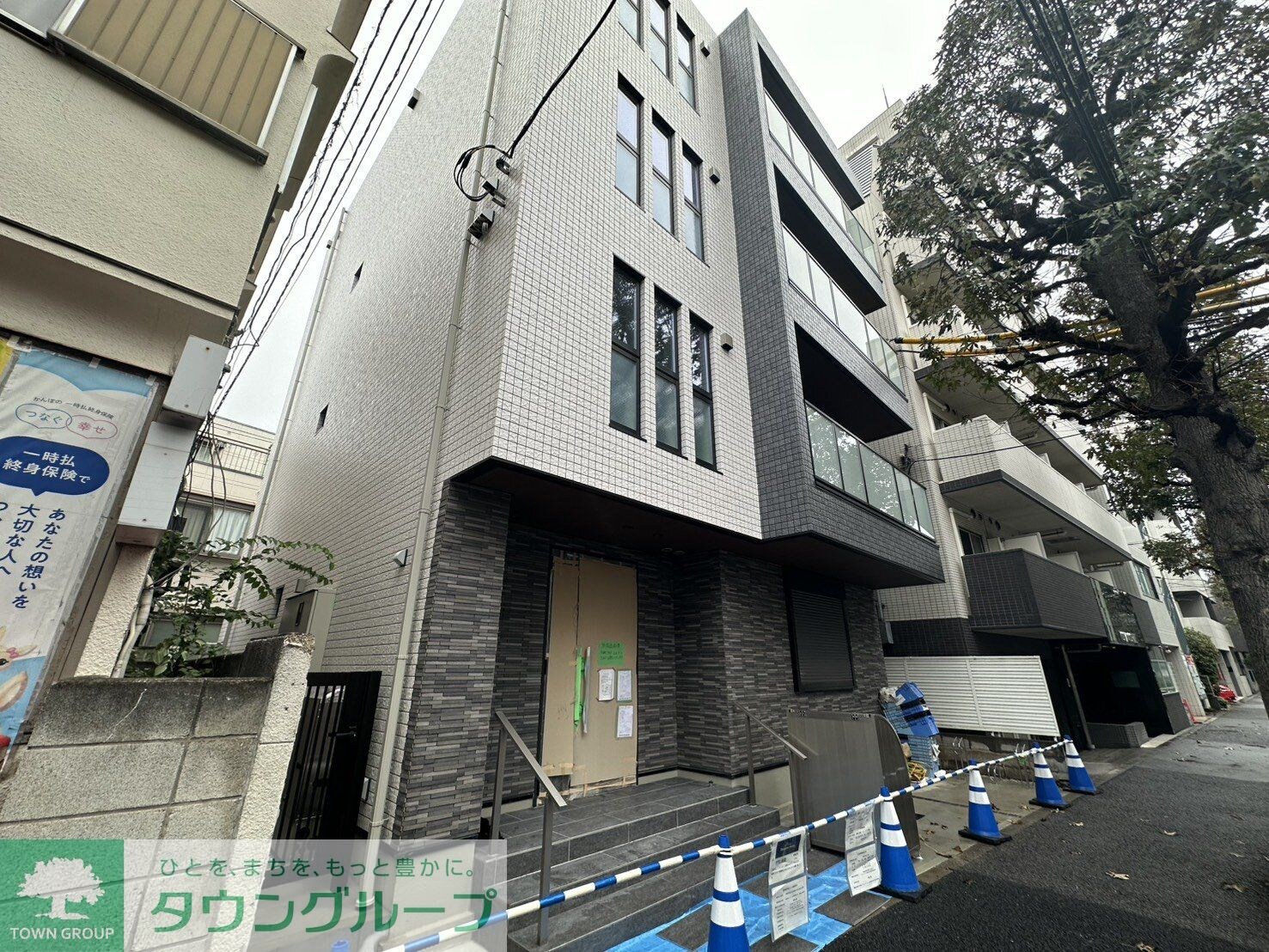 カーサ　エレンシアの物件外観写真