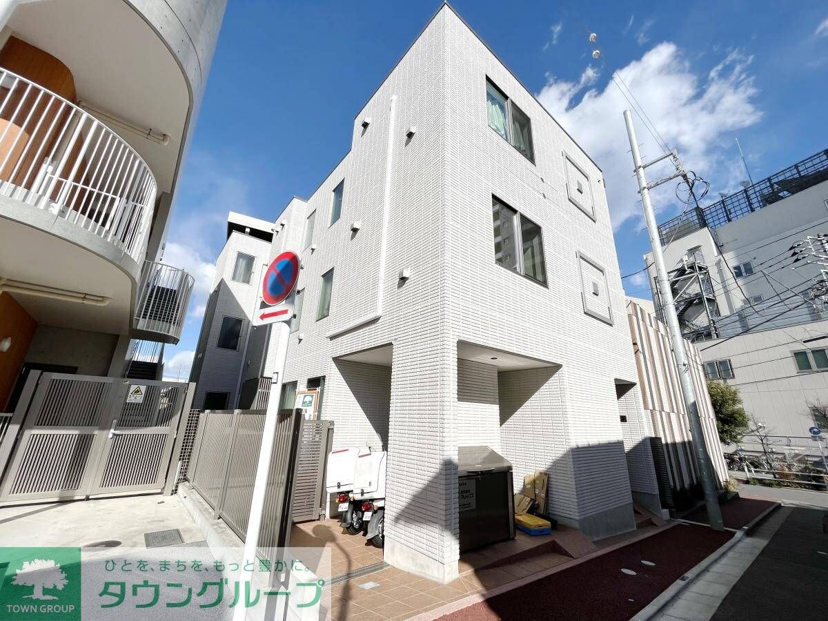 デュオメゾン板橋区役所前の物件外観写真