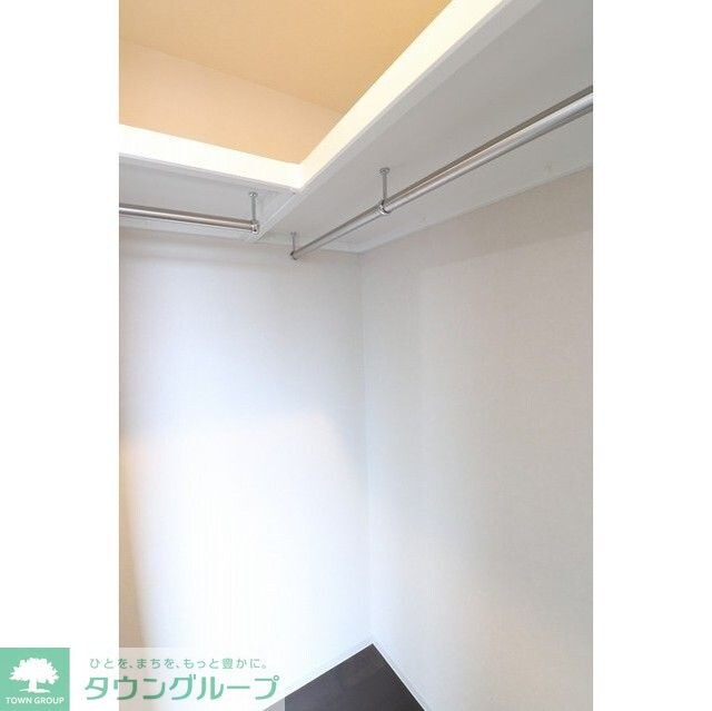 ウェルスクエア西新宿五丁目の物件内観写真