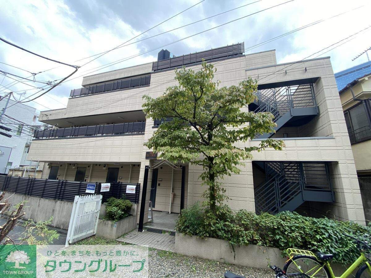 ムーラ新宿の物件外観写真