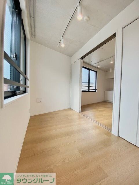 ラクラス中野弥生町の物件内観写真