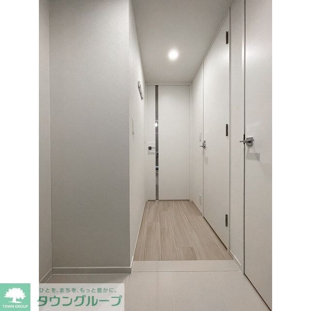 コンフォリア東新宿の物件内観写真