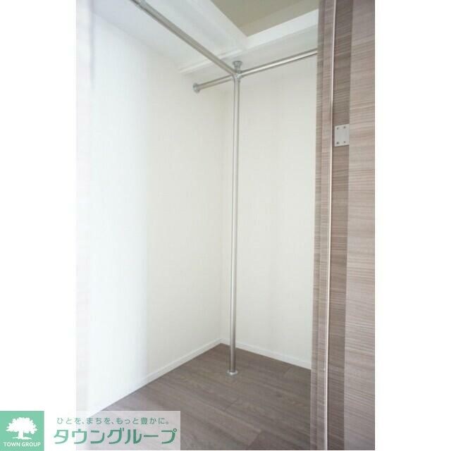 コンフォリア東新宿ステーションフロントの物件内観写真