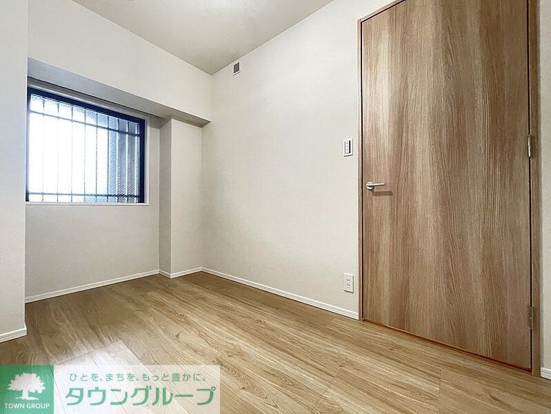 市谷台町坂フロントの物件内観写真