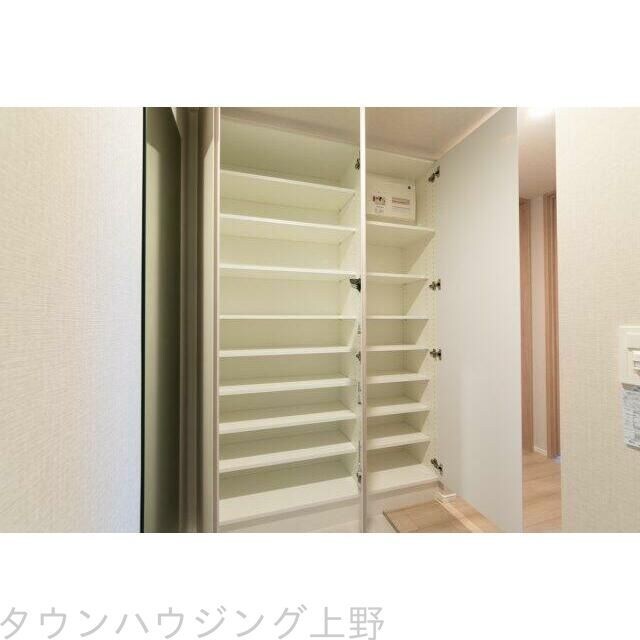 プラウドフラット上野松が谷の物件内観写真