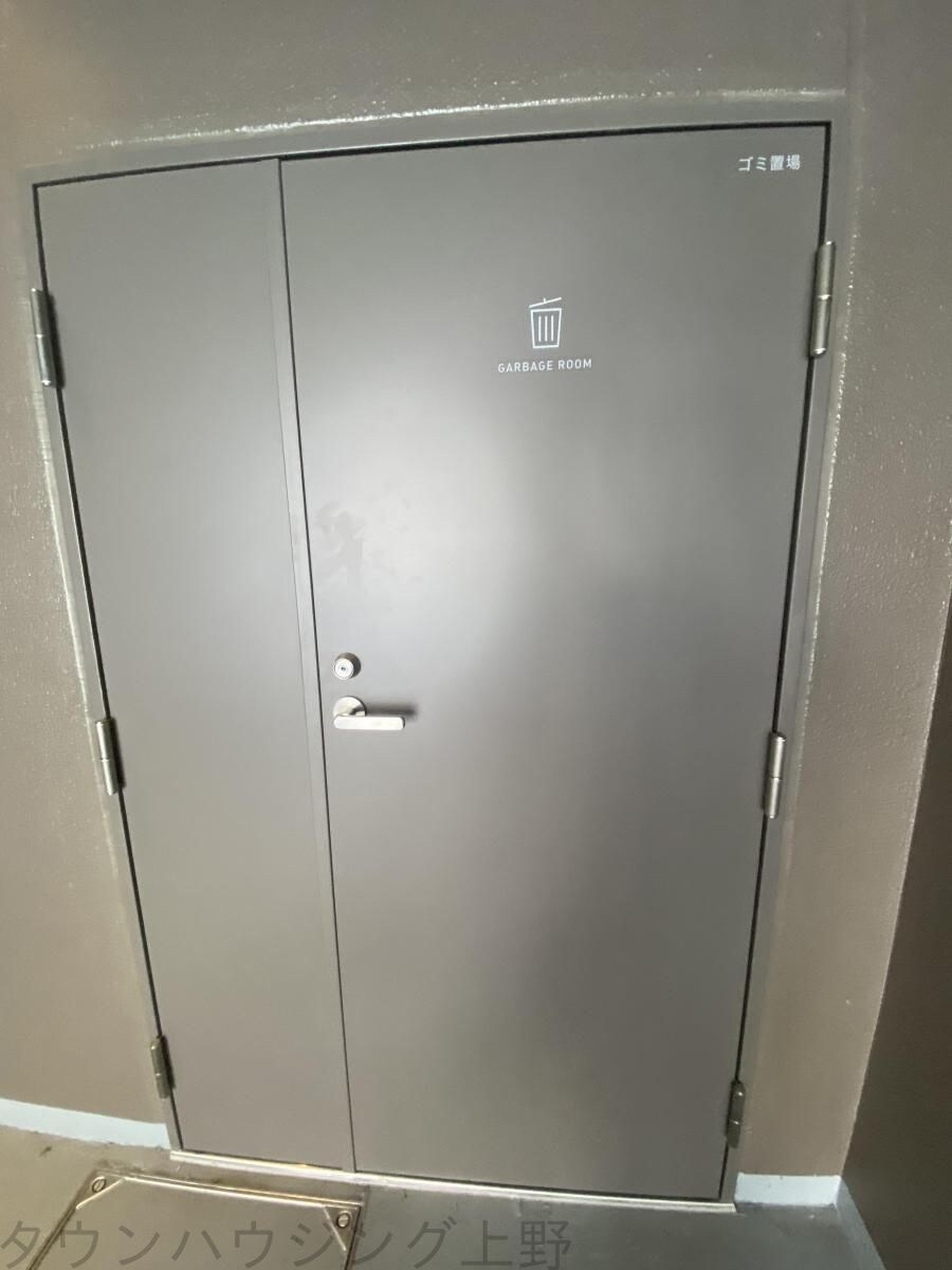 コスモグラシア浅草の物件内観写真