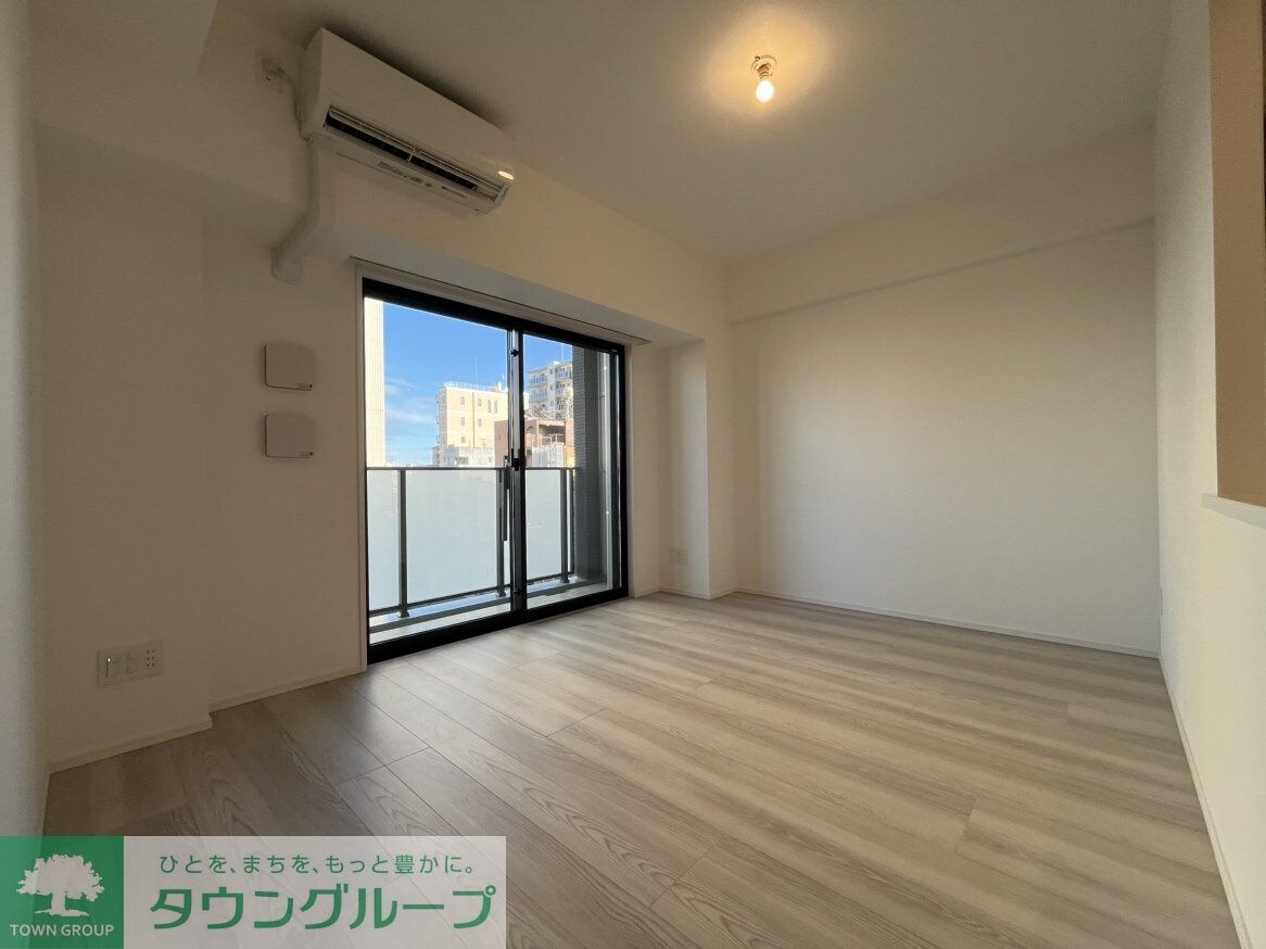 シーズンフラッツ菊川の物件内観写真