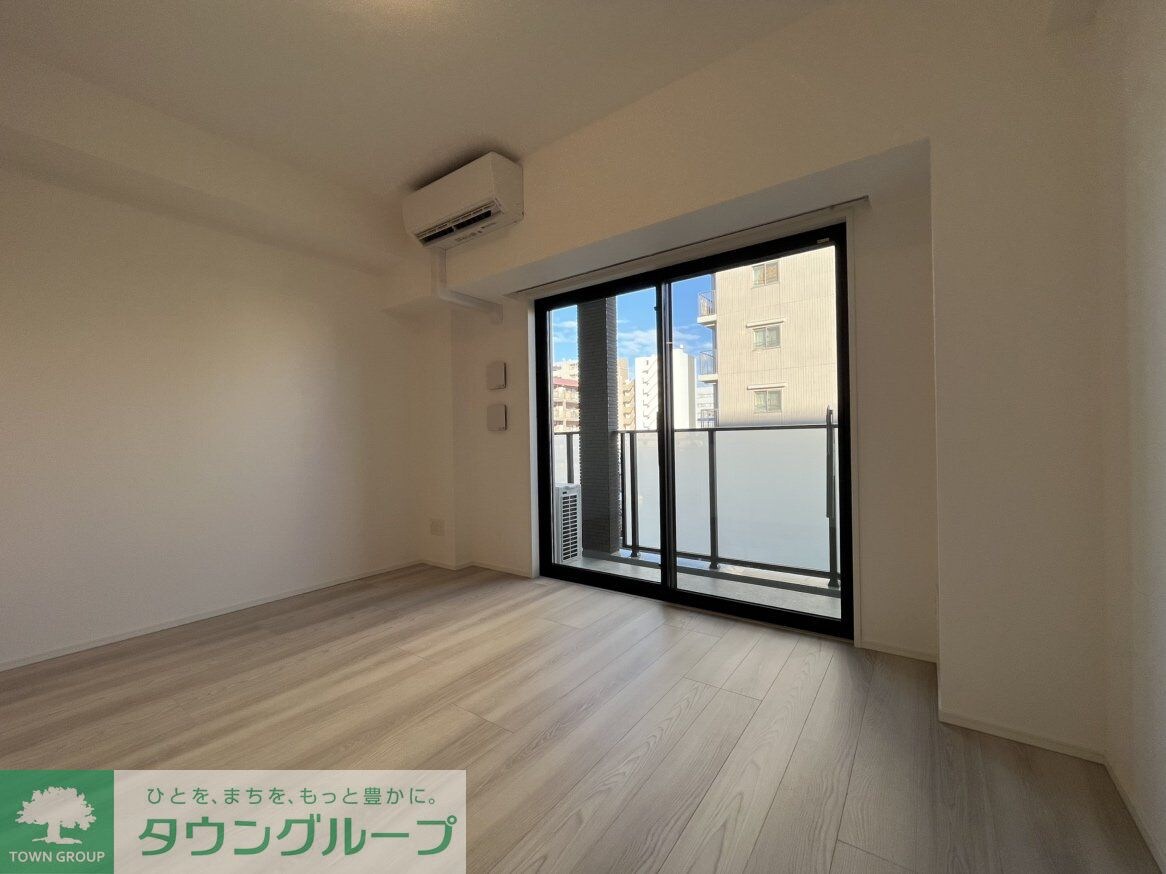 シーズンフラッツ菊川の物件内観写真