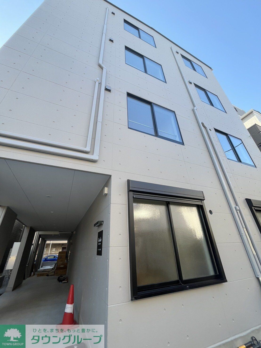 Grado Kita-Ayaseの物件外観写真