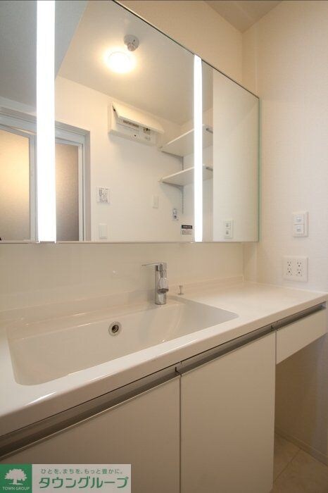 アヴァンス千住緑町の物件内観写真