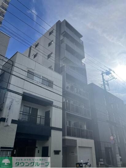 エストゥルースプラス三ノ輪の物件外観写真