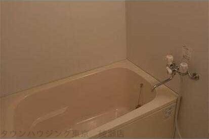 クリスタルコートの物件内観写真