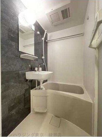 エスポワール綾瀬壱番館の物件内観写真