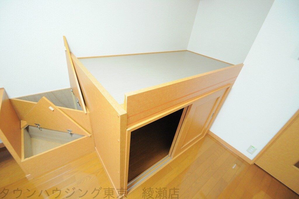 レオパレス水元の物件内観写真