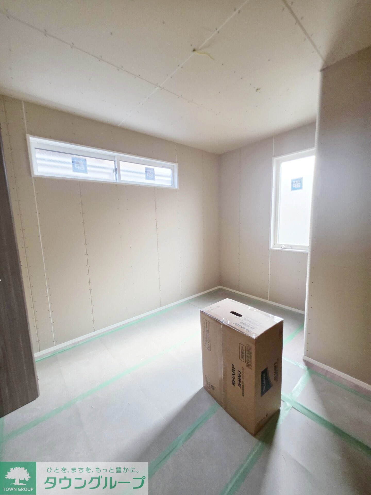 セレスティア西綾瀬の物件内観写真