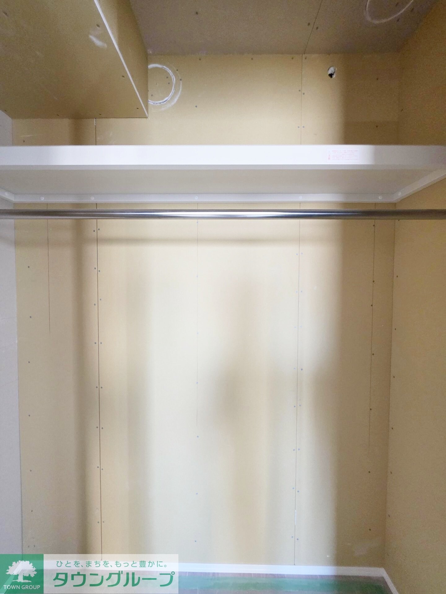 セレスティア西綾瀬の物件内観写真