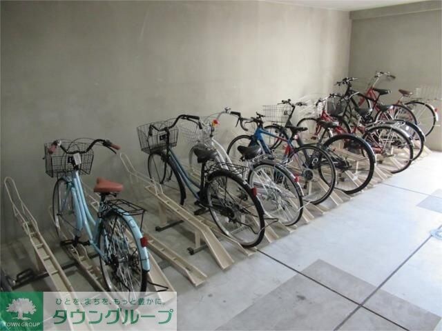 ライジングプレイス綾瀬の物件内観写真