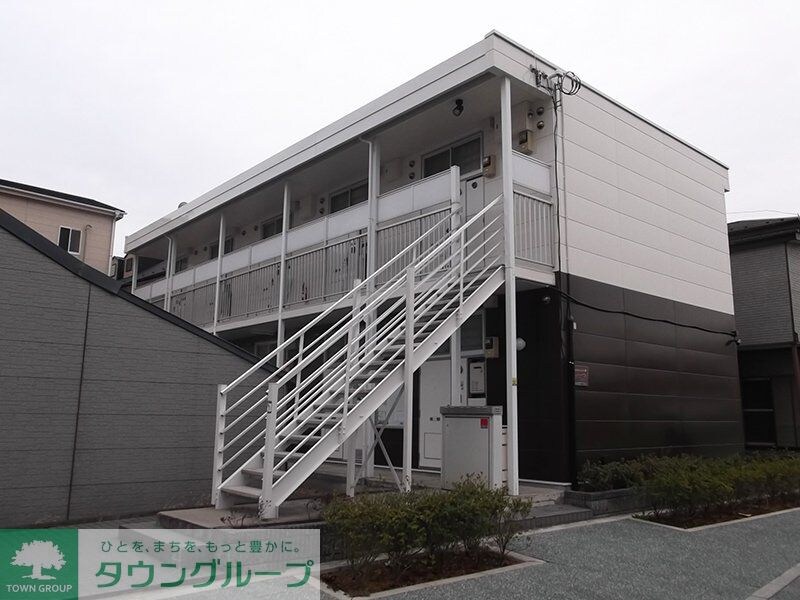 レオパレスＡｖｅｎｉｒの物件外観写真