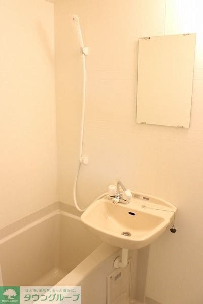 ウィステリア ガーデンの物件内観写真