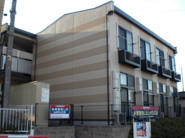 レオパレスルート１２２の物件内観写真