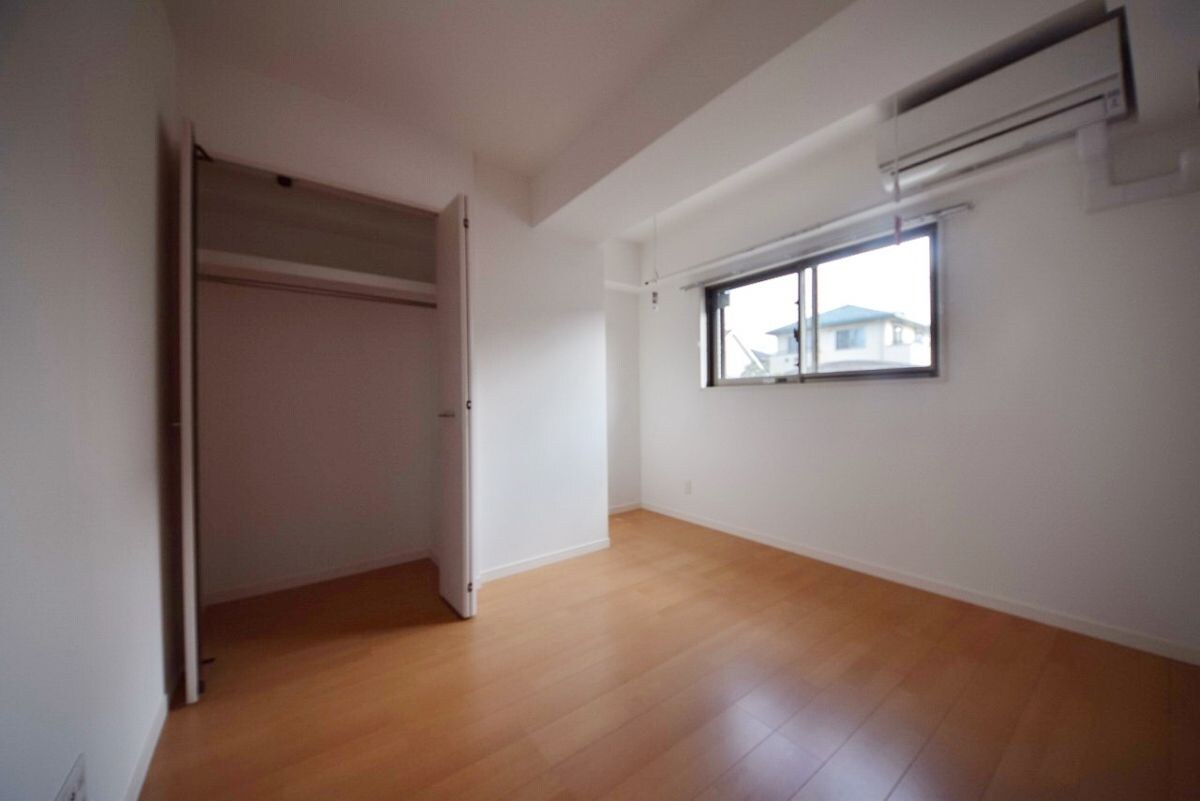 ラフレ東川口の物件内観写真