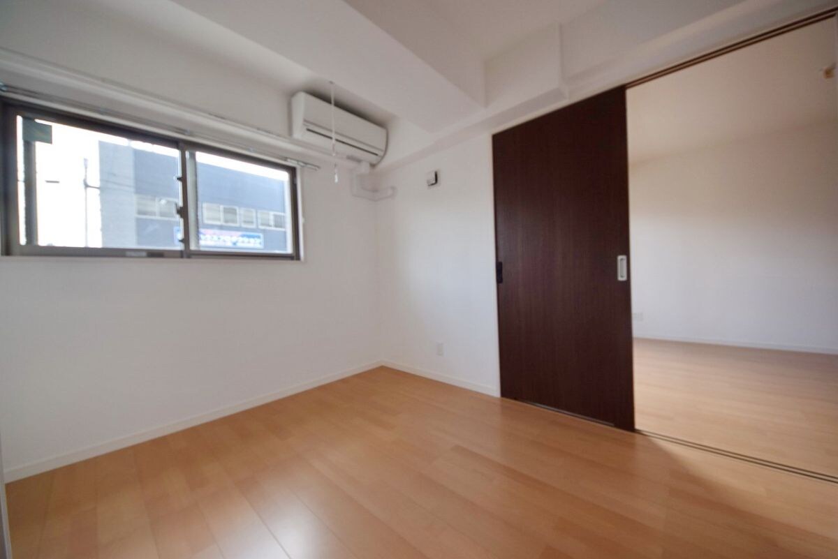 ラフレ東川口の物件内観写真