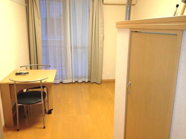 レオパレスプリムロウズの物件内観写真