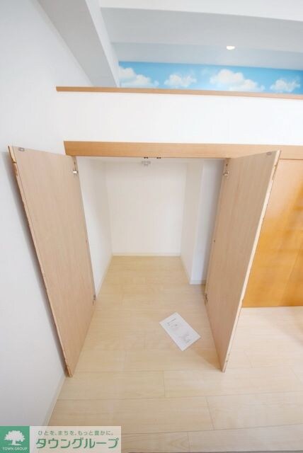 クリスタルガーデンの物件内観写真