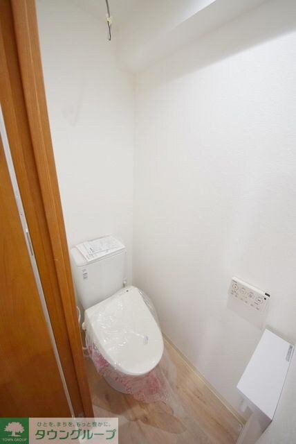 クリスタルガーデンの物件内観写真