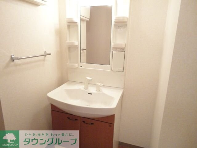 ＴＩＡＲＡ（ティアラ）の物件内観写真