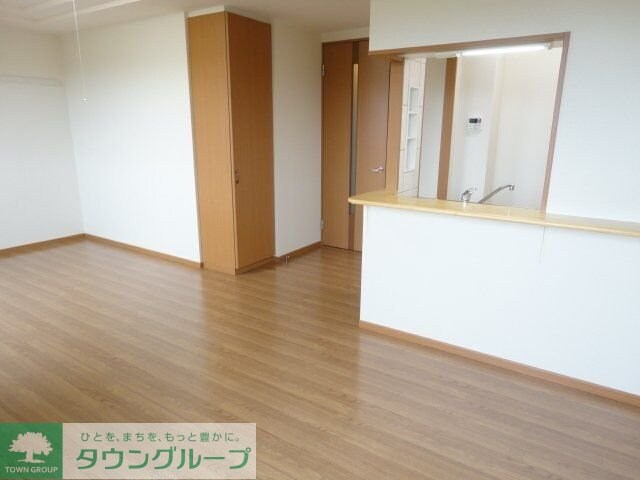 ＴＩＡＲＡ（ティアラ）の物件内観写真