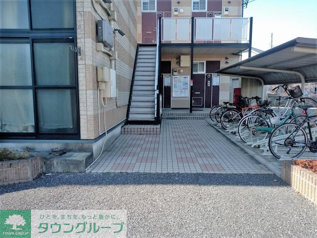 レオパレスファーレVの物件内観写真