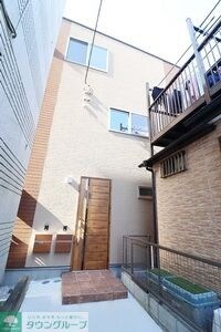 ラ・レーニュ南浦和の物件外観写真