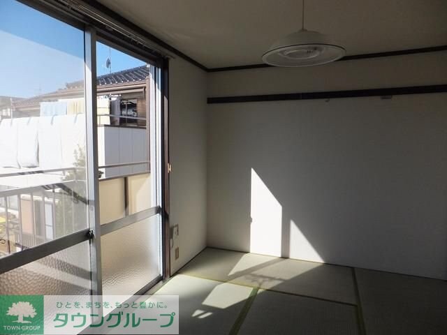 石川ハイツの物件内観写真