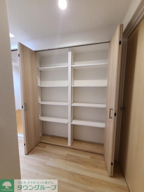 エマーレ南浦和（旧建物名ヒルズ神明の木）の物件内観写真