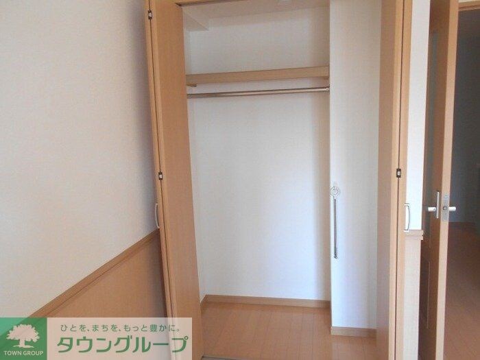 ウィスタリアの物件内観写真