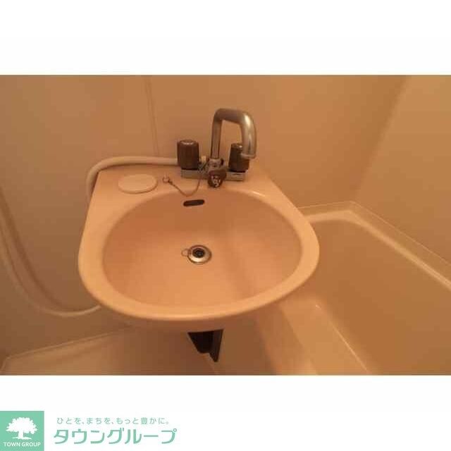 エステートピア吉川の物件内観写真