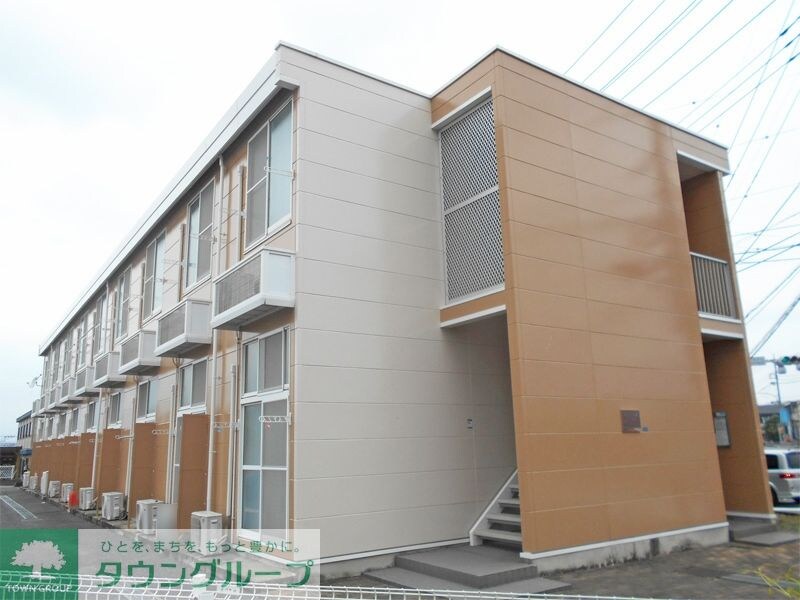 レオパレスミヤビの物件外観写真