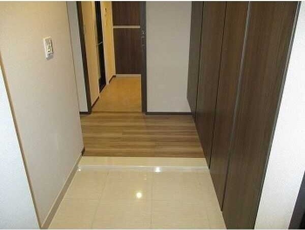 ローレルタワー名古屋栄の物件内観写真